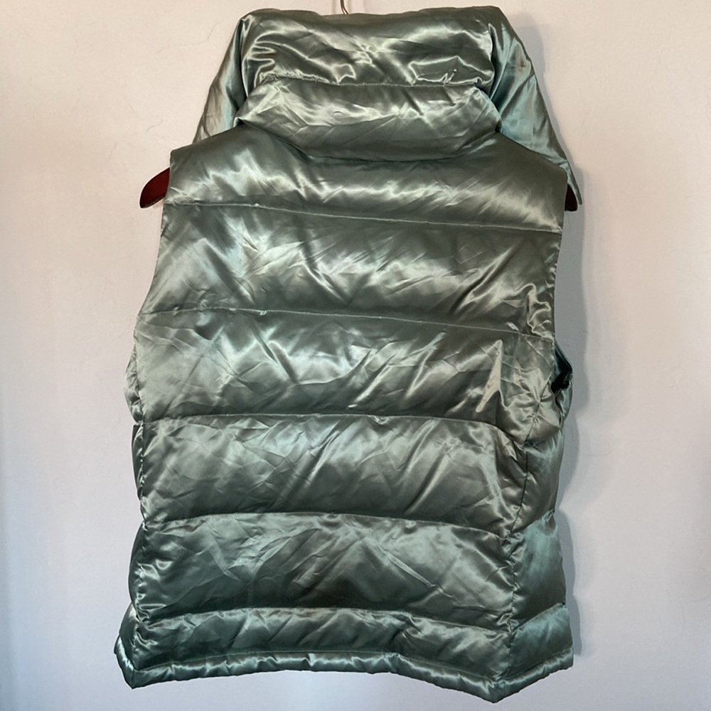 Talbots Ladies Puffer Vest with Duck Down and Feather Fill Size L Petite - Picture 6 of 11